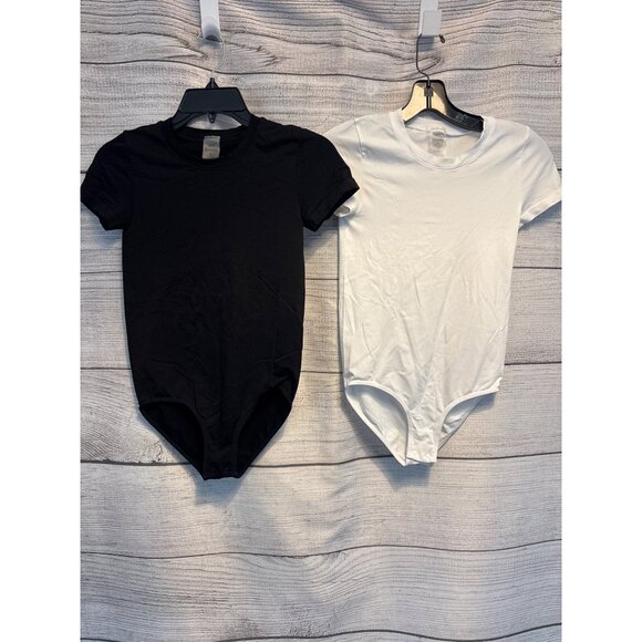Aritzia Seamless Short Sleeve Bodysuits Size S - Picture 1 of 4